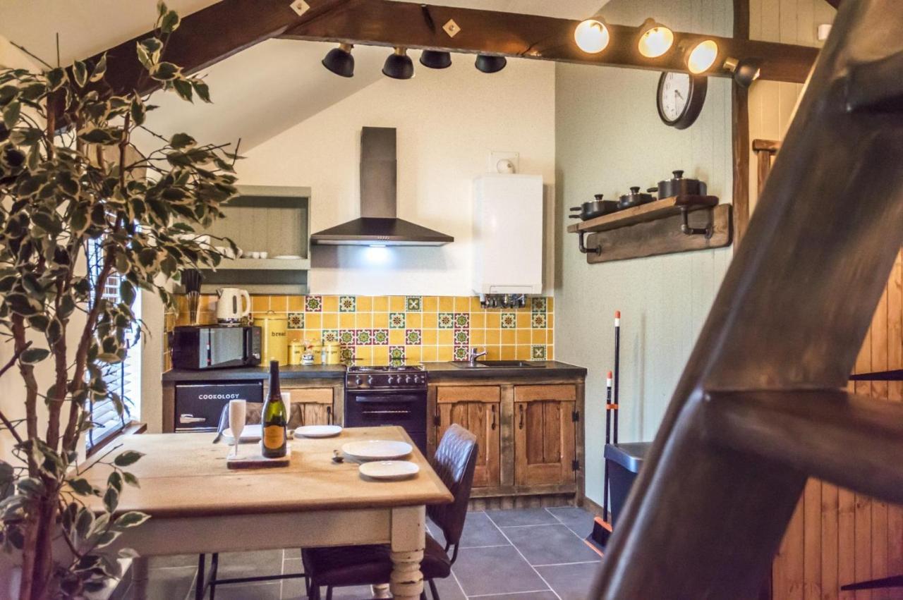 Fern Cottage - Luxurious 1 Bedroom - Blossom Farm Johnston Bagian luar foto