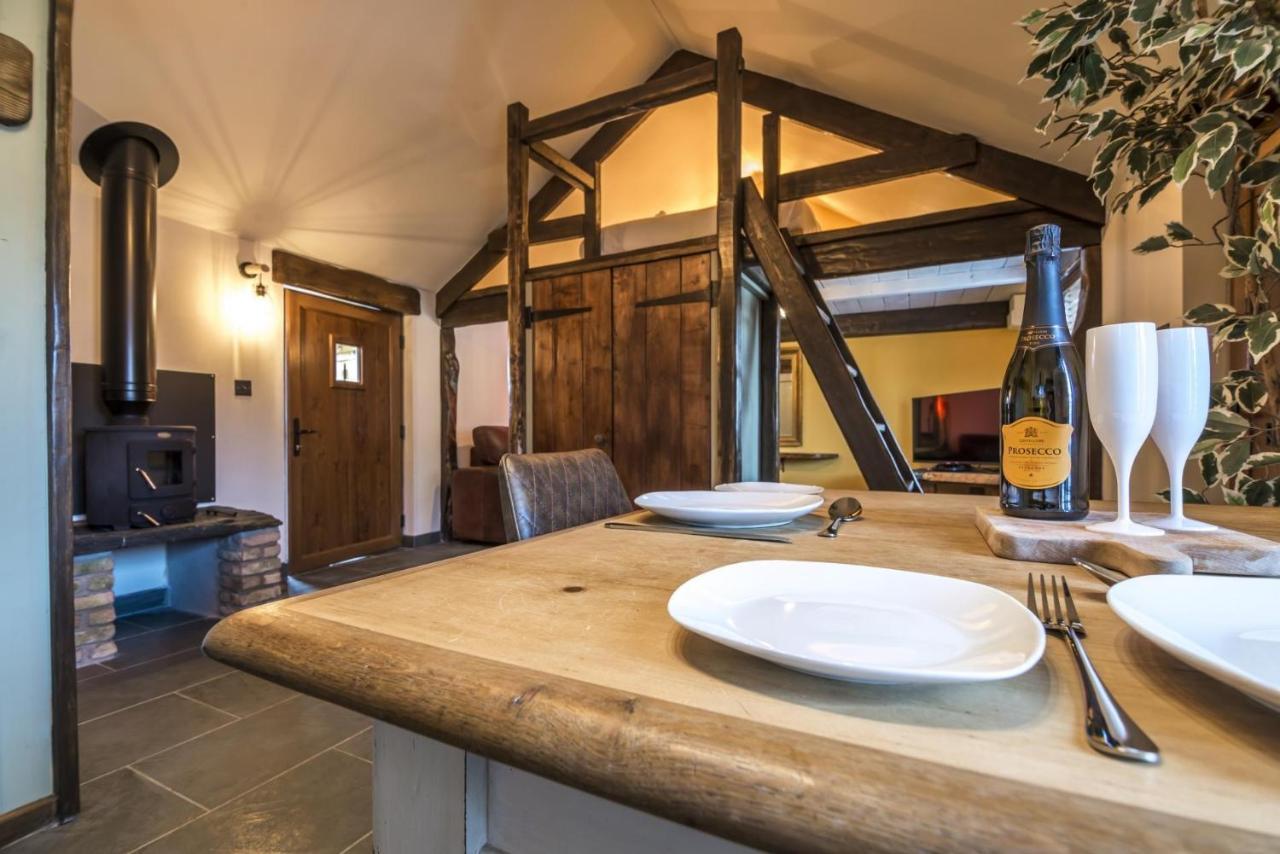Fern Cottage - Luxurious 1 Bedroom - Blossom Farm Johnston Bagian luar foto